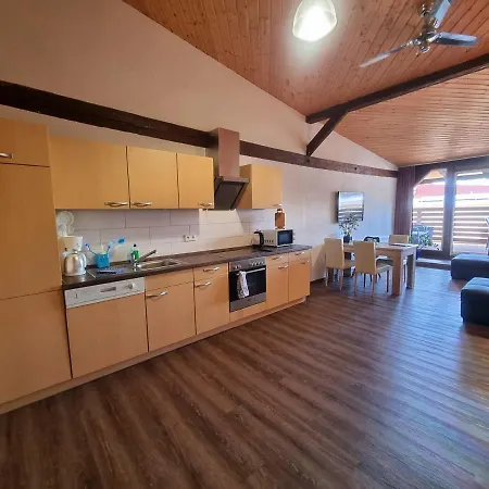 Sav アパート エアフルト